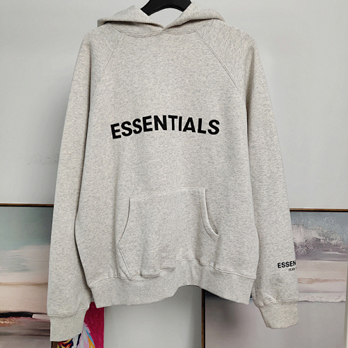 The Model Wear Size M In The Photo