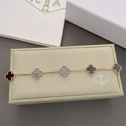 Bracelet from 3125tiger
