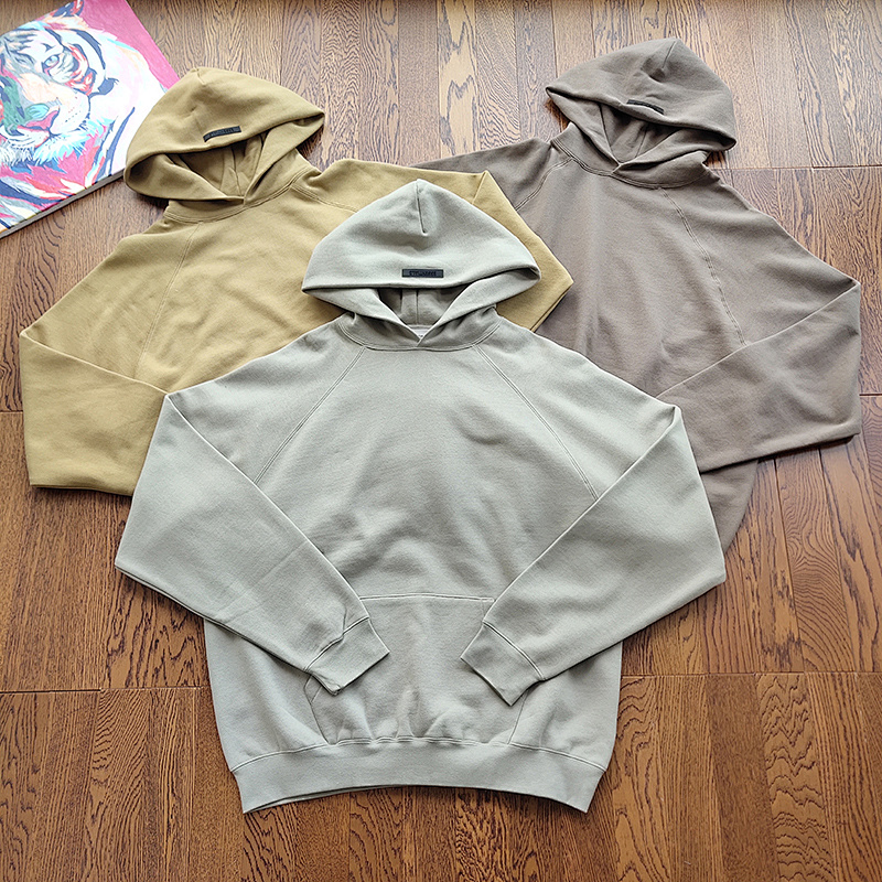 The Model Wear Size L In The Photo