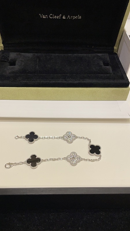 Bracelet from 3125tiger