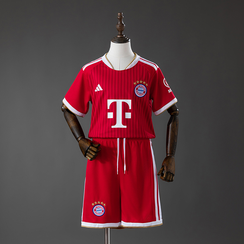 Wanban-Bayern Munich 26 27 Home Kids Kit Jersey Size 16-28