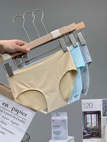 Close-fitting Clothes Are Not Supported For Return