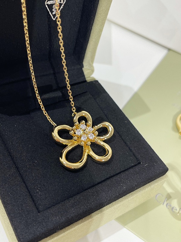 Necklace from 3125tiger