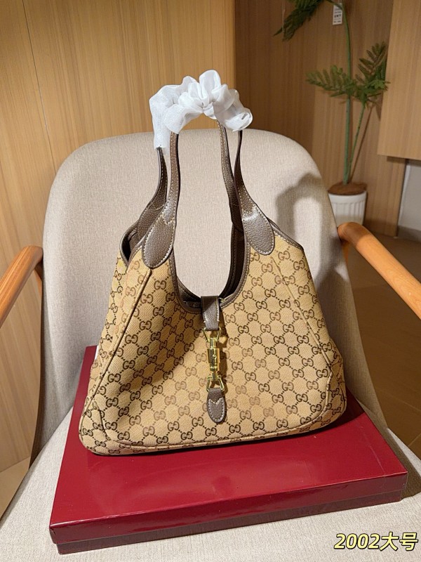 Xinxin 36 23 15cm