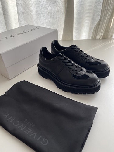 Shoes from 3125tiger