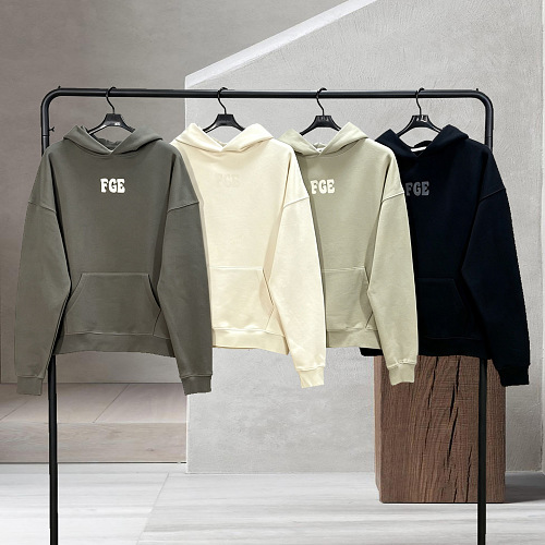Lili-2424323 Essentials Hoodie