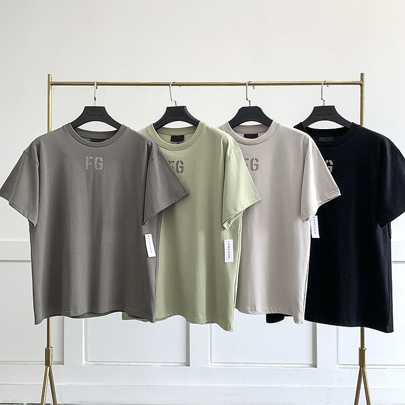 Lili-2423 Essentials T-shirt