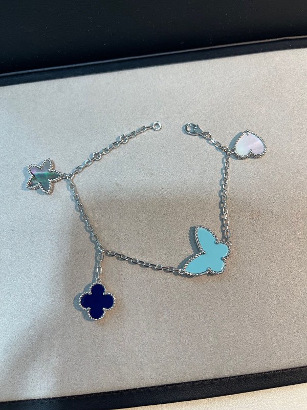 Bracelet from 3125tiger