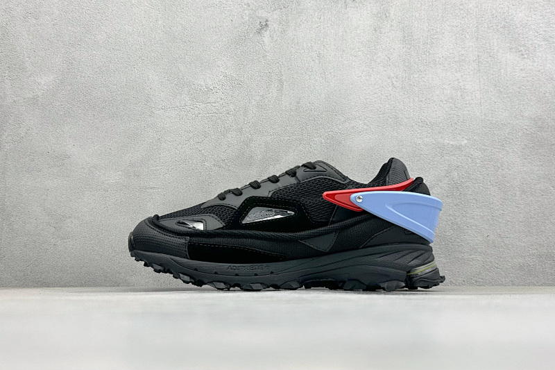 Zhenhui- Raf Simons Response Trail