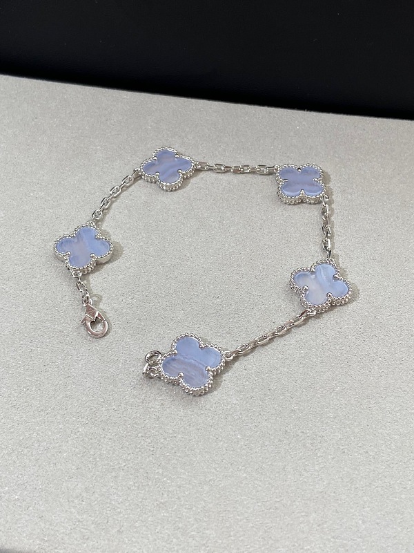 Bracelet from 3125tiger