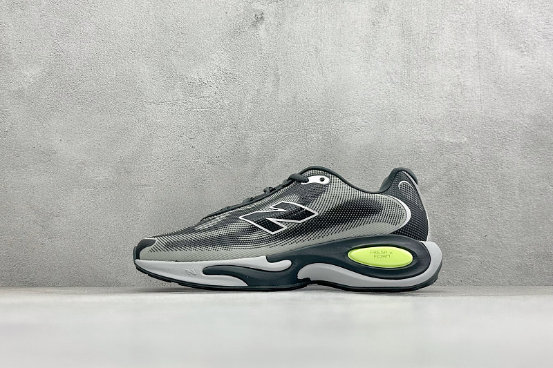 Zhenhui-New Balance X Klutch Athletics AC Runner-MACR17CG