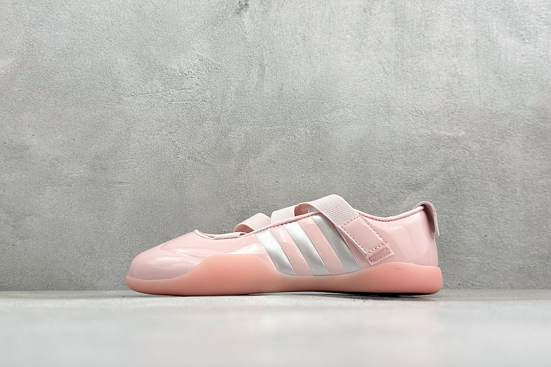 Adidas Zhenhui-Caroline Hu X Edison Chen X AD Taekwondo -JR6485