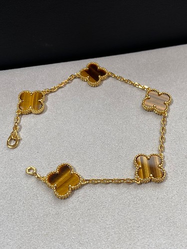 Bracelet from 3125tiger
