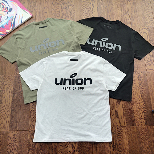 The Model Wear Size S In The Photo