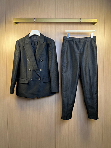 Pants from 8Billion