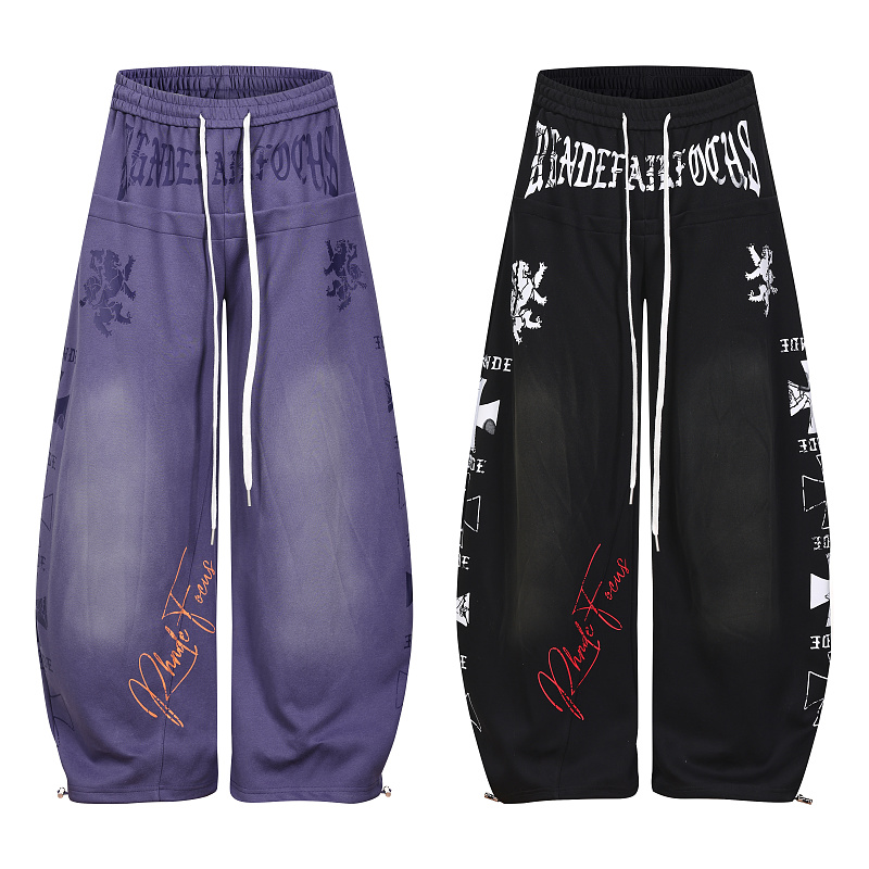 Sweatpants from 8Billion