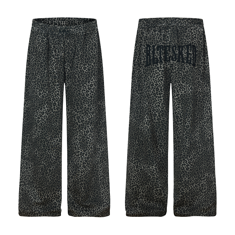 Sweatpants from 8Billion
