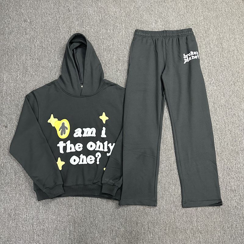Pants from 8Billion