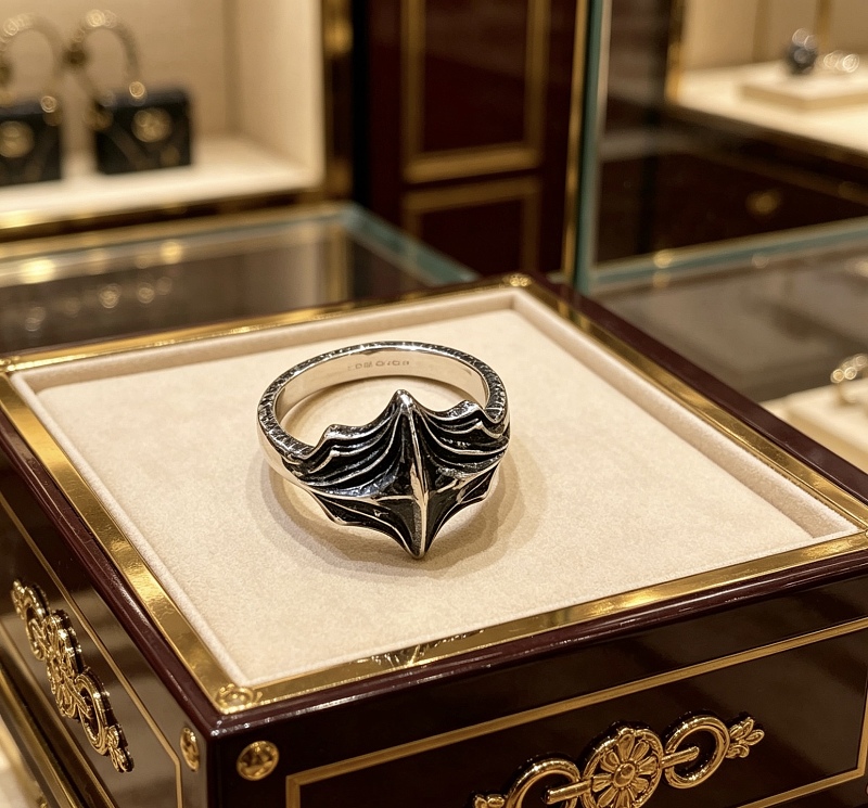 Ring from 8Billion