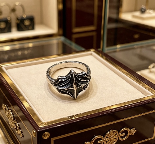 Ring from 8Billion