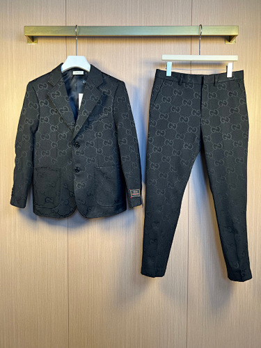 Pants from 8Billion