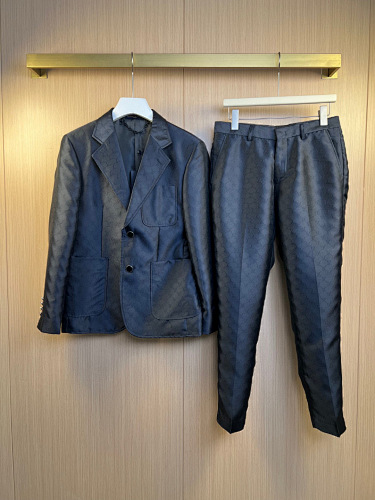 Pants from 8Billion