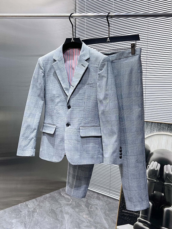 Pants from 8Billion