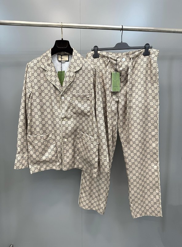 Pants from 8Billion