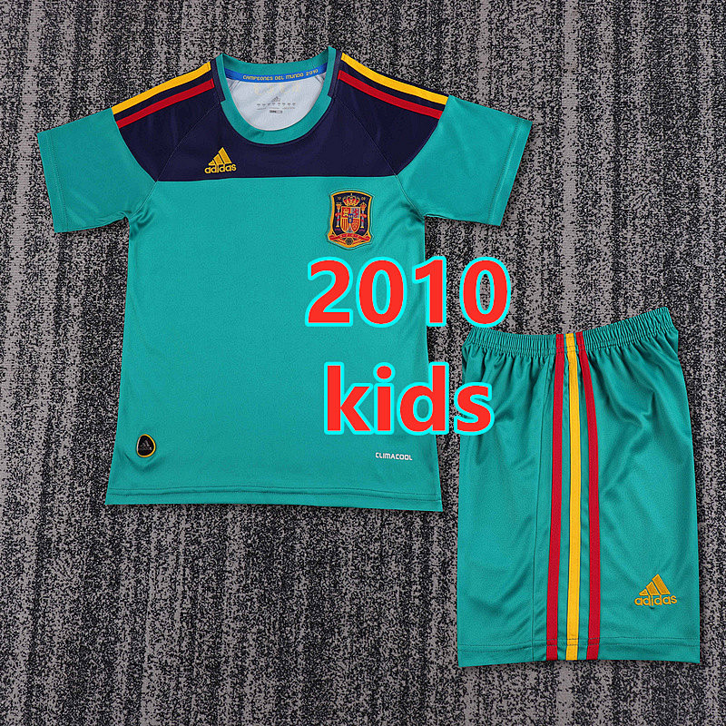 Spain Goalkeeper Kids Jersey+shorts 16 -28