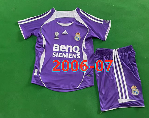 Real Madrid Away Kids Retro Jersey+shorts 16 -28