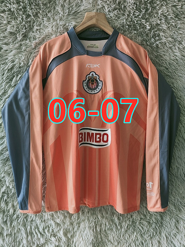 06-07 Chivas Goalkeeper Retro Long Jersey S-2XL