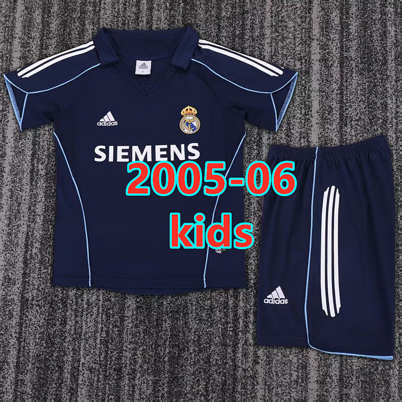 Real Madrid Away Kids Retro Jersey+shorts 16 -28