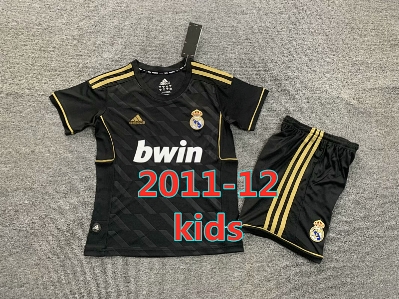 Real Madrid Away Retro Kids Jersey+shorts Kit 16 -28