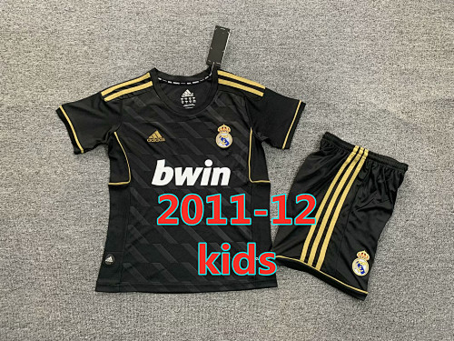 Real Madrid Away Retro Kids Jersey+shorts Kit 16 -28