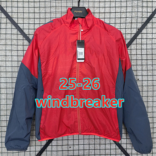 25-26 Bayern Windbreaker S-2XL