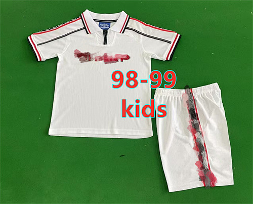 98-99 Manchester United Anniversary Retro Kids Kit 16 -28
