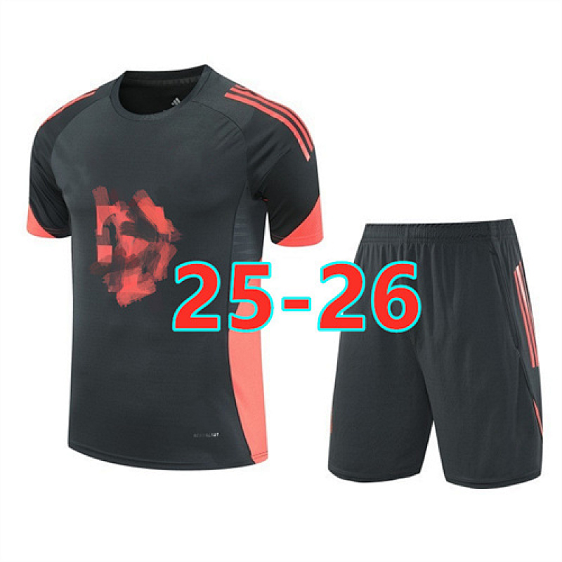 25-26 Bayern Short Sleeve Tracksuit S-2XL