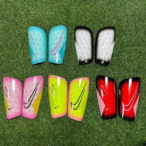 Nike 25-26 N-K Adult Kids Guard