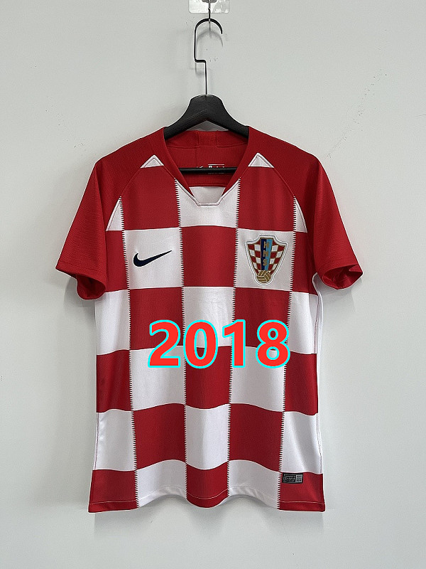 Croatia Retro Home Jersey S-2XL