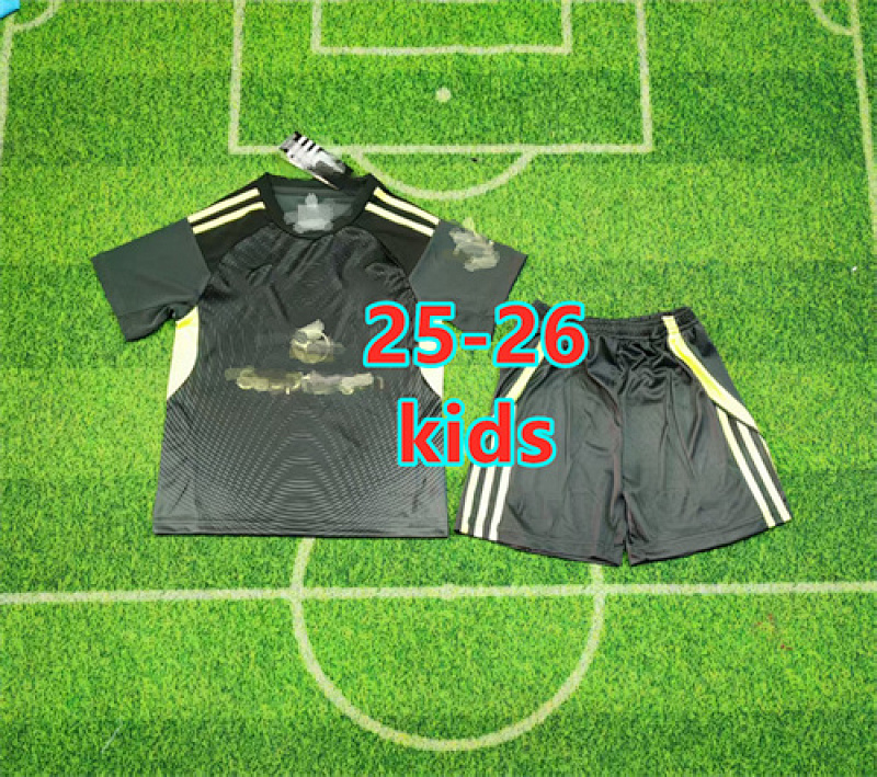 25-26 Manchester United Goalkeeper Kids Jersey+shorts Kit 16 -28