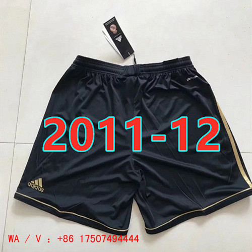 Real Madrid Retro TopThai Quality Away Shorts S-2XL