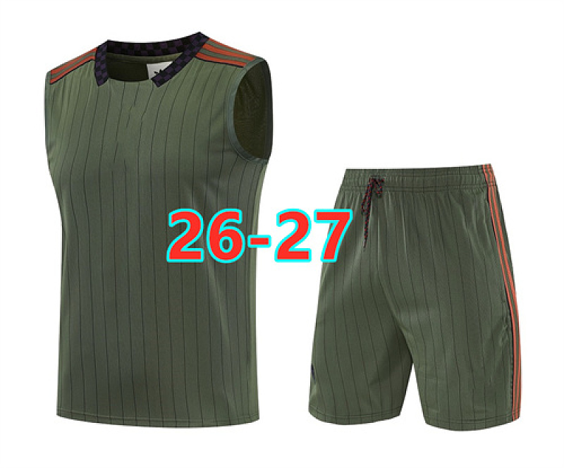 26-27 Bayern Vest Tracksuit S-2XL