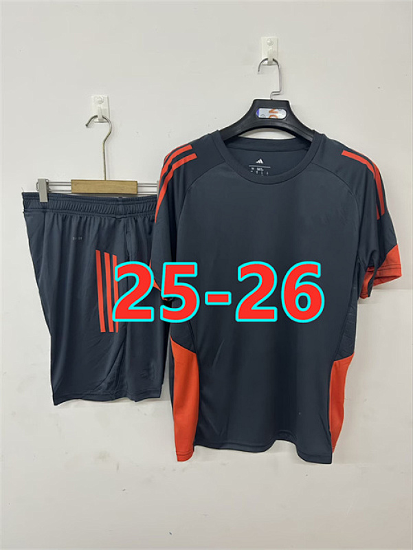 25-26 Bayern Short Sleeve Tracksuit Kit S-3XL