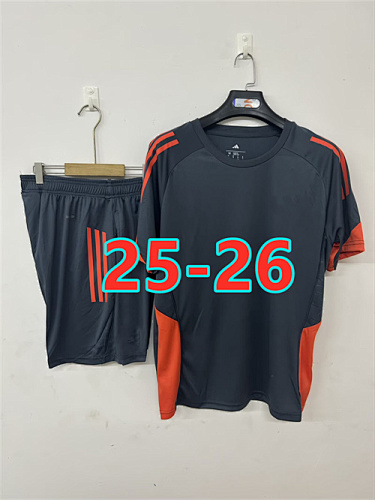 25-26 Bayern Short Sleeve Tracksuit Kit S-3XL