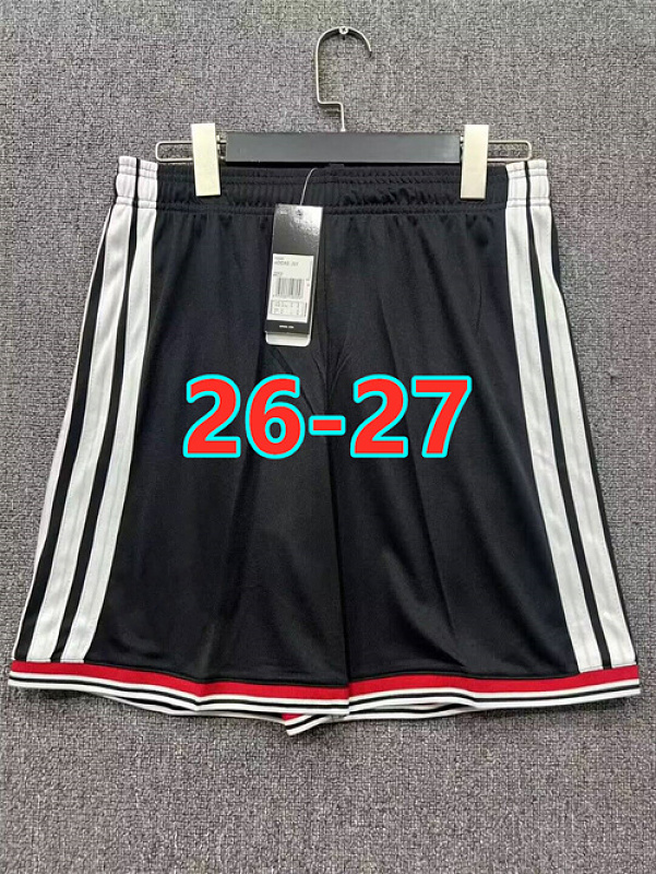 26-27 Manchester United Home Fans Shorts S-2XL