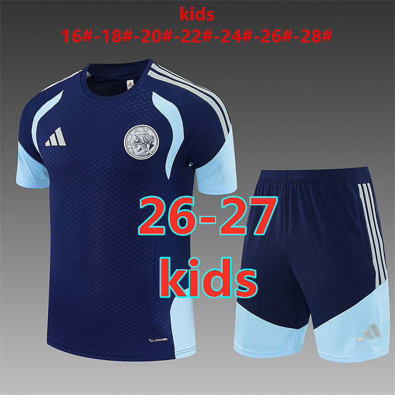 26-27 Ajax Kids Short Sleeve Tracksuit 16 -28