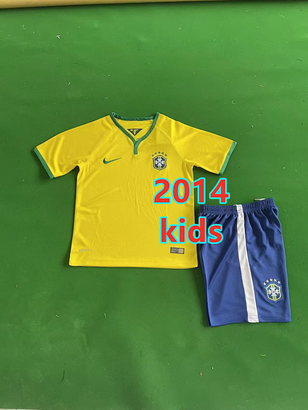 Brazil Home Retro Kids Jersey+shorts 16 -28