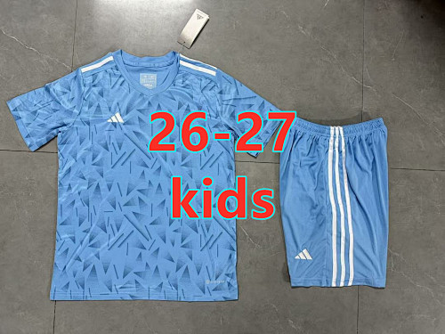 Adidas 26-27 A-D Short Sleeve Kids Tracksuit 10 -18