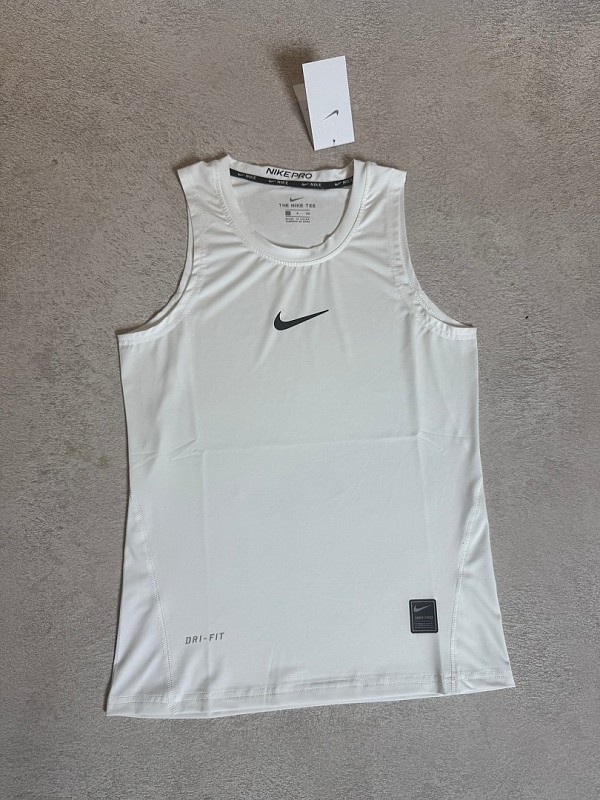 Nike 26-27 N-K Vest S-3XL