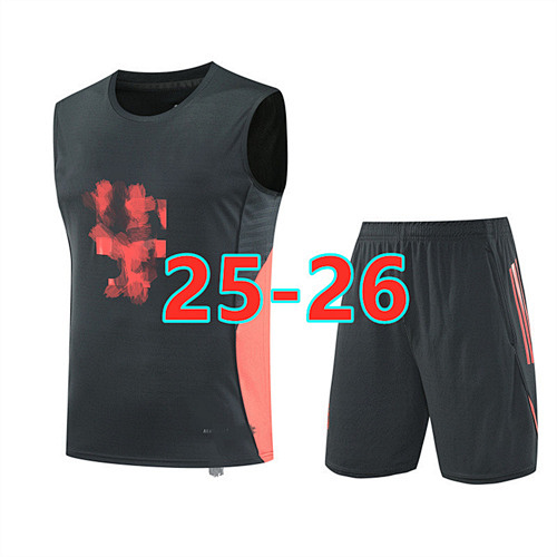 25-26 Bayern Short Sleeve Vest Tracksuit S-2XL